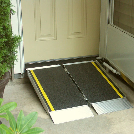 EZ-ACCESS SUITCASE Singlefold Ramp EZ-SUITECASE AS3- 3'L x 29-1-2"W - 3 Foot Ramp