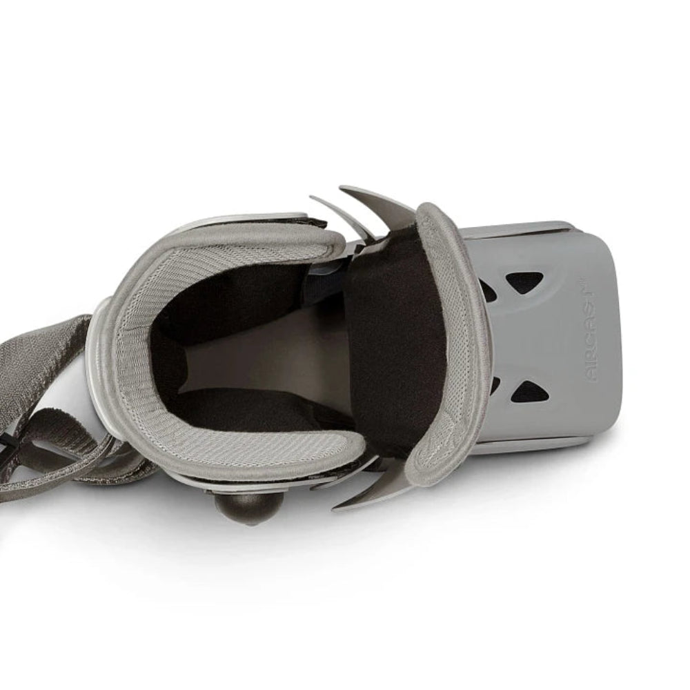 A direct top view of the Elite boot, showcasing the three adjustable straps and the selector dial used to inflate the four individual aircells.