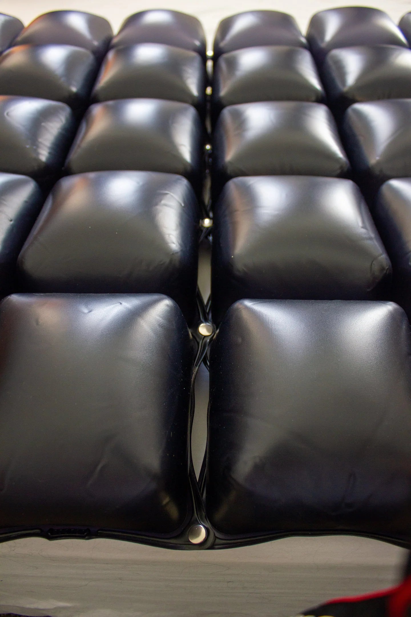 A close-up view of the individual air cells, emphasizing the flexible, high-quality material used to provide a personalized, contoured fit.